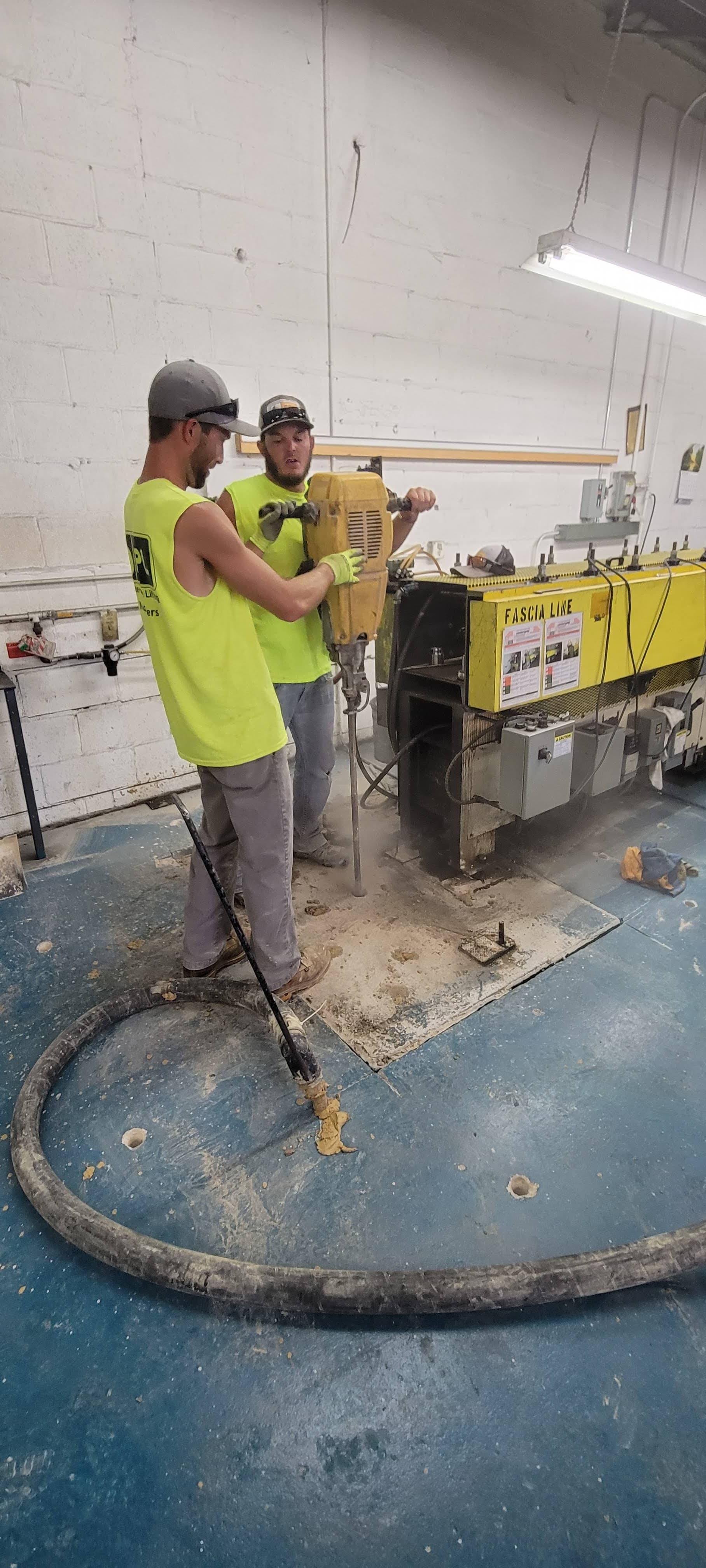 Gallery photos for Precision Concrete Lifting in an Industrial Workshop: Image #1